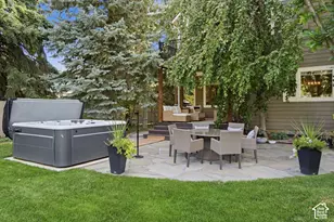 3226 E Marthas Cv, Cottonwood Heights, UT 84093 - Photo 12