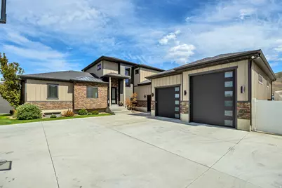6833 W Rose Canyon Rd, Herriman, UT 84096 - Photo 1