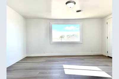 7600 E 2500 S, Jensen, UT 84035 - Photo 2