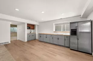 7920 S Pear Tree Circle, Sandy, UT 84094 - Photo 14