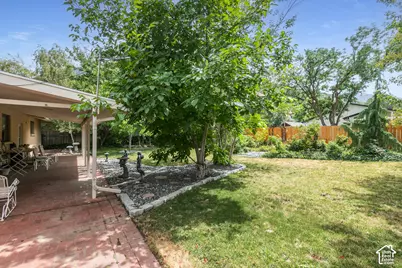 3704 E Brighton Point Dr S, Cottonwood Heights, UT 84121 - Photo 36