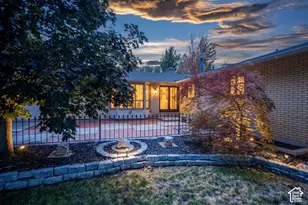 3704 E Brighton Point Dr S, Cottonwood Heights, UT 84121 - Photo 4