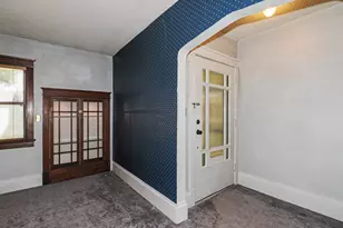2466 S Highland Dr, Salt Lake City, UT 84106 - Photo 16