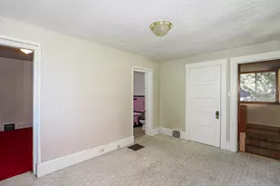 2466 S Highland Dr, Salt Lake City, UT 84106 - Photo 34