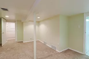 2466 S Highland Dr, Salt Lake City, UT 84106 - Photo 38