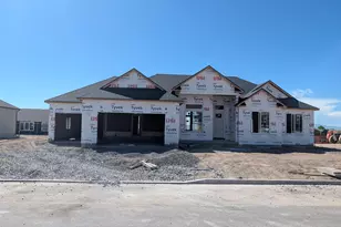 623 S 125 E, Hyde Park, UT 84318 - Photo 2