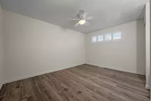 1520 E 8600 S, Sandy, UT 84093 - Photo 12
