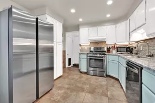 4475 S Vista Dr, South Ogden, UT 84403 - Photo 10