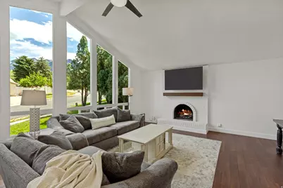 9706 S Raintree Dr, Sandy, UT 84092 - Photo 4