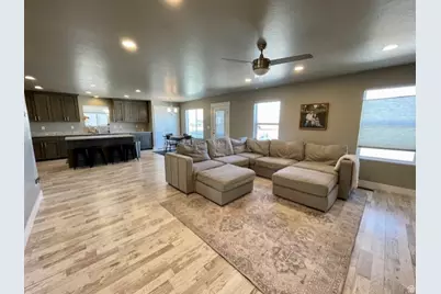 3391 S Isabel Way W, West Haven, UT 84401 - Photo 10