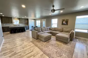 3391 S Isabel Way W, West Haven, UT 84401 - Photo 10
