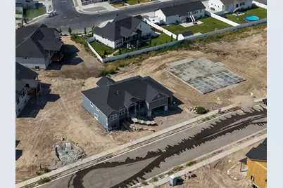 3663 W Richmond Dr #221, Taylor, UT 84401 - Photo 2