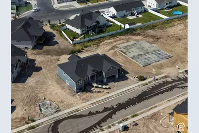 3663 W Richmond Dr #221, Taylor, UT 84401 - Photo 2