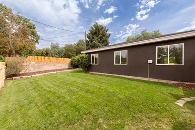 1893 E Wellington Cir, Holladay, UT 84117 - Photo 36