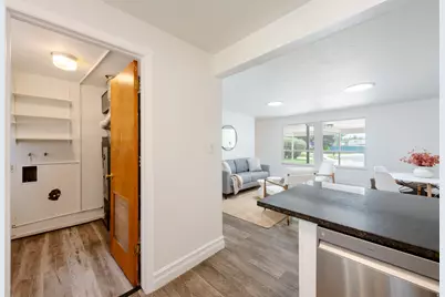 1893 E Wellington Cir, Holladay, UT 84117 - Photo 8