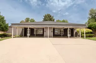 1893 E Wellington Circle, Holladay, UT 84117 - Photo 2
