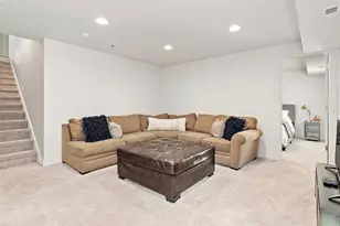 9721 S Fira Ln W, South Jordan, UT 84095 - Photo 16