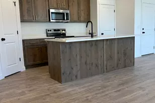 253 E Volunteer S, Spanish Fork, UT 84660 - Photo 8