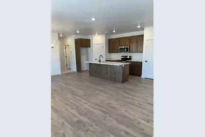 253 E Volunteer S #8-203, Spanish Fork, UT 84660 - Photo 2