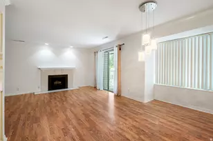 875 E Arrowhead Ln, Murray, UT 84107 - Photo 4