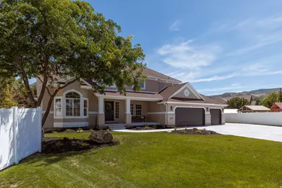 691 E Kings Peak Cv, Draper, UT 84020 - Photo 4