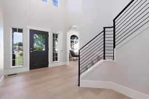 691 E Kings Peak Cv, Draper, UT 84020 - Photo 6