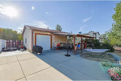 8557 S McIntyre Way, West Jordan, UT 84081 - Photo 30