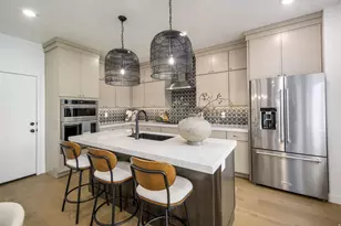 253 Fushion Ln, Draper, UT 84020 - Photo 10