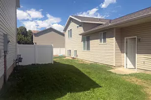241 W 1875 N, North Ogden, UT 84414 - Photo 4