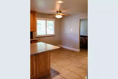 10344 South Eastdell Dr, Sandy, UT 84092 - Photo 24