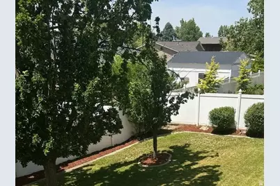 10344 South Eastdell Dr, Sandy, UT 84092 - Photo 10