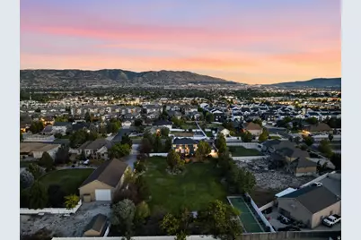 419 E 12100 S, Draper, UT 84020 - Photo 48
