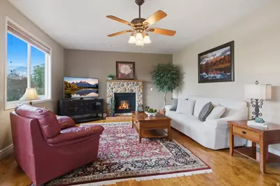 419 E 12100 S, Draper, UT 84020 - Photo 10