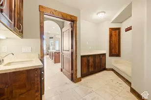 2527 E Bonneville Terrace Dr, Ogden, UT 84403 - Photo 28