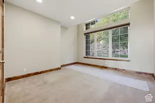 2527 E Bonneville Terrace Dr, Ogden, UT 84403 - Photo 26