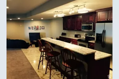 2527 E Bonneville Terrace Dr, Ogden, UT 84403 - Photo 44