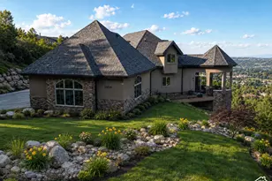 2527 E Bonneville Terrace Dr, Ogden, UT 84403 - Photo 4