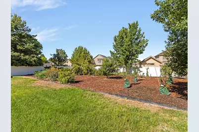 5443 N Cricket Ln E, Stansbury Park, UT 84074 - Photo 32