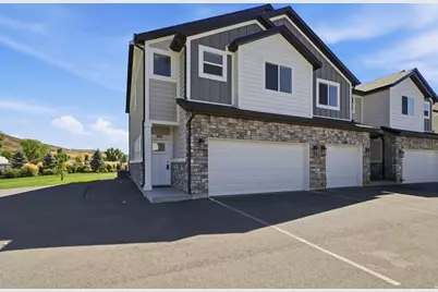 302 N 100 W, Morgan, UT 84050 - Photo 2