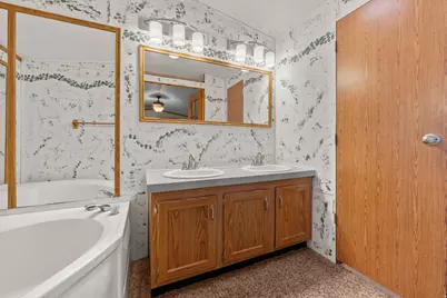 3150 S Prairie Dog Way, Garden City, UT 84028 - Photo 16