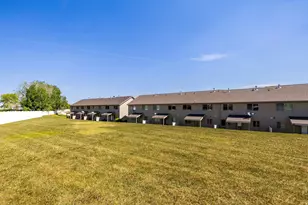 1865 W 5050 S, Roy, UT 84067 - Photo 6