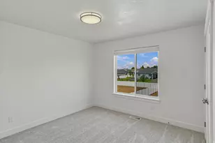 531 E 600 S, Hyrum, UT 84319 - Photo 16
