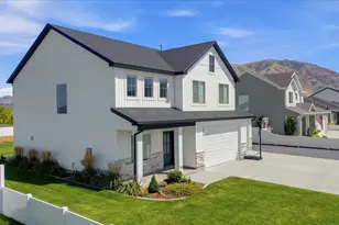 531 E 600 S, Hyrum, UT 84319 - Photo 2