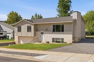 1277 E Jeff St N, Layton, UT 84040 - Photo 2