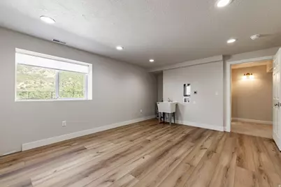 2826 E 3725 N, Layton, UT 84040 - Photo 40
