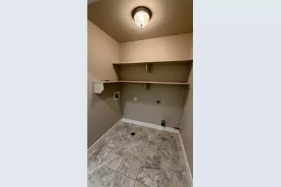 1086 S 2300 E, Spanish Fork, UT 84660 - Photo 32