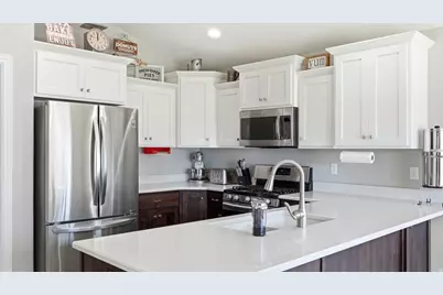 2831 W 2325 N, Plain City, UT 84404 - Photo 16