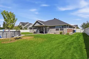 2831 W 2325 N, Plain City, UT 84404 - Photo 28