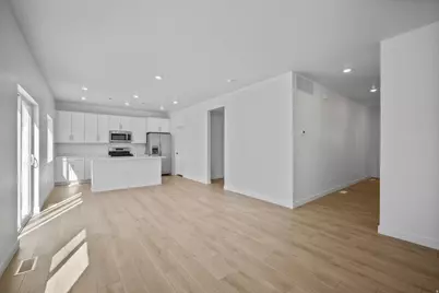 2094 E Swallow Dr #4050, Eagle Mountain, UT 84005 - Photo 4