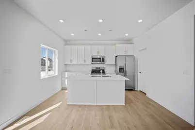 2094 E Swallow Dr #4050, Eagle Mountain, UT 84005 - Photo 6